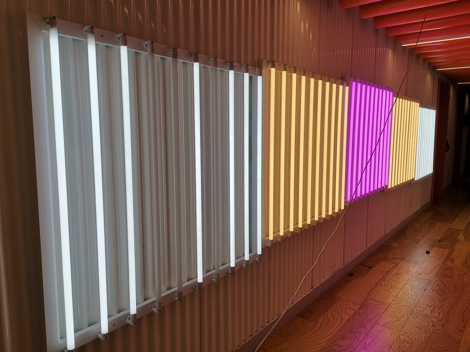 Instalación Luminica Corporativa